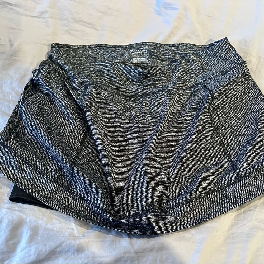 Tek Gear Gray Skort